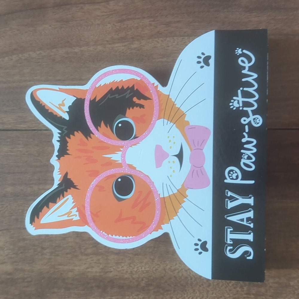 Cat Table Decor - Picture 2 of 5